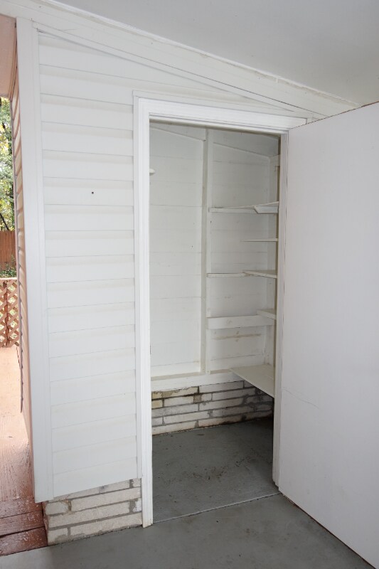 Foto del edificio - 188 Lake Dr