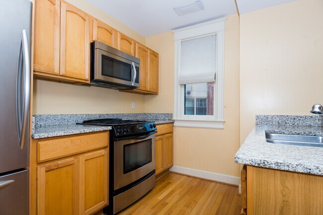 Foto del edificio - 2902 Porter St NW