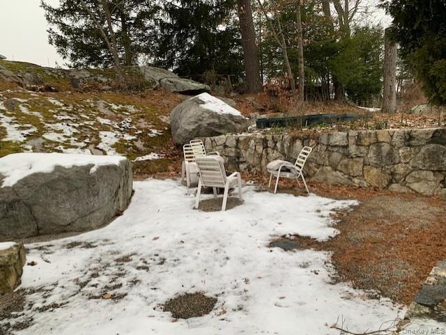 Foto del edificio - 25 Evergreen Rd