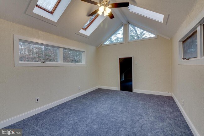 Building Photo - 456 Pricketts Mill Rd