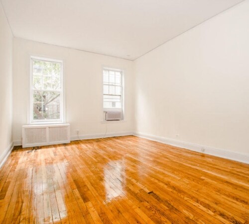 Primary Photo - 183 Waverly Pl