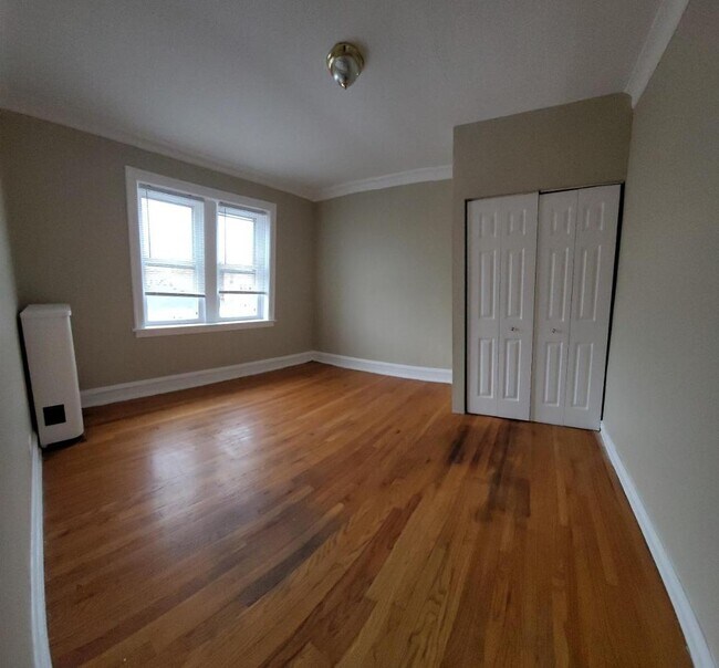 Foto del edificio - 6441 N Richmond St