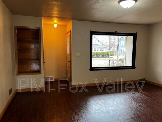 Foto del edificio - 715 W 3rd St
