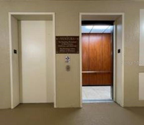 Foto del edificio - 6451 Old Park Ln