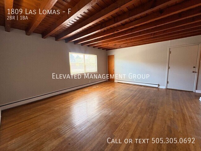 Foto del edificio - 1809 Las Lomas Rd NE