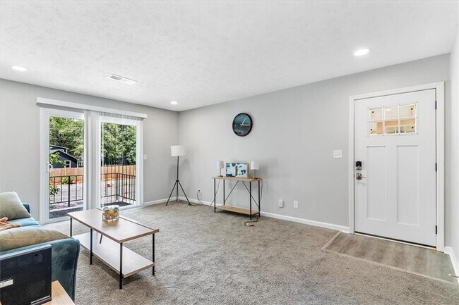 Foto del edificio - 1701 Hawthorne Ave