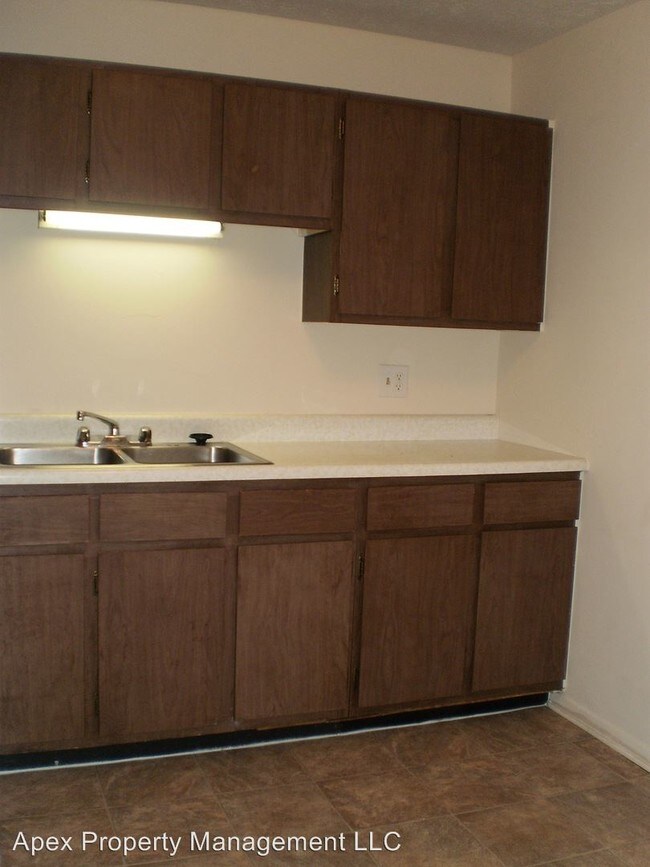 Foto del edificio - 1221 W Parkway Ave