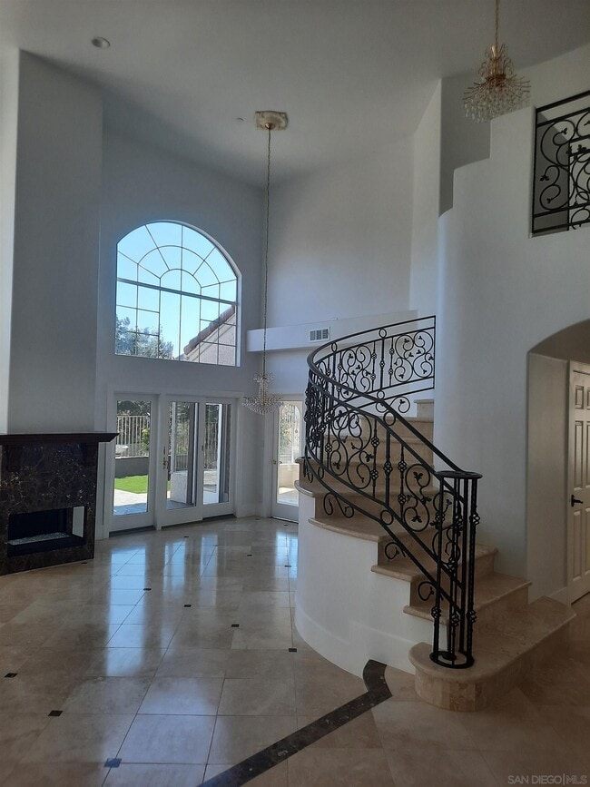 Building Photo - 2341 Canyon View Glen