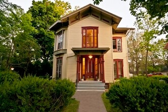 Building Photo - 717 W S St