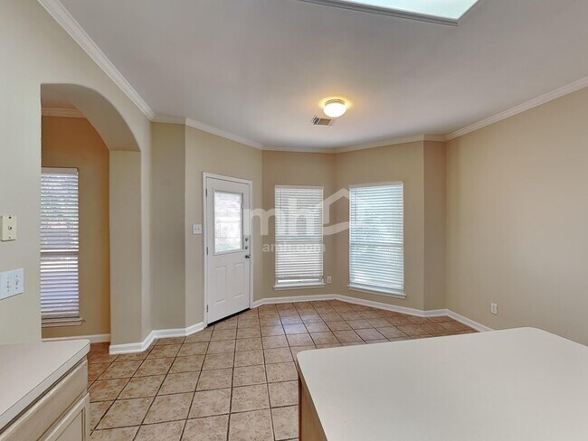 Building Photo - 4103 Chiselhurst