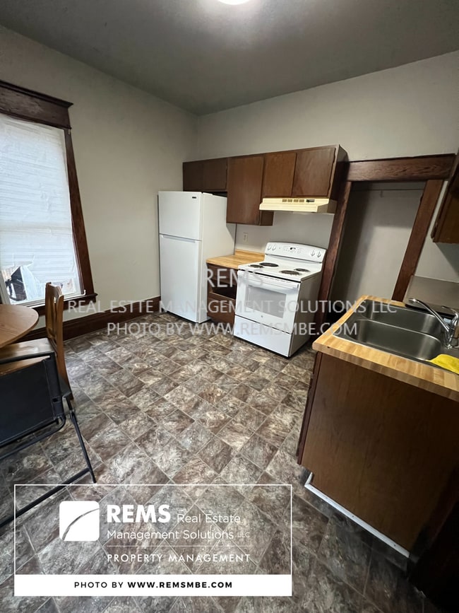 Foto del edificio - 420 N Pine St