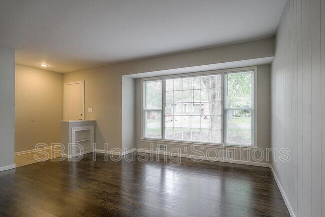 Foto del edificio - 6307 E 102nd Terrace