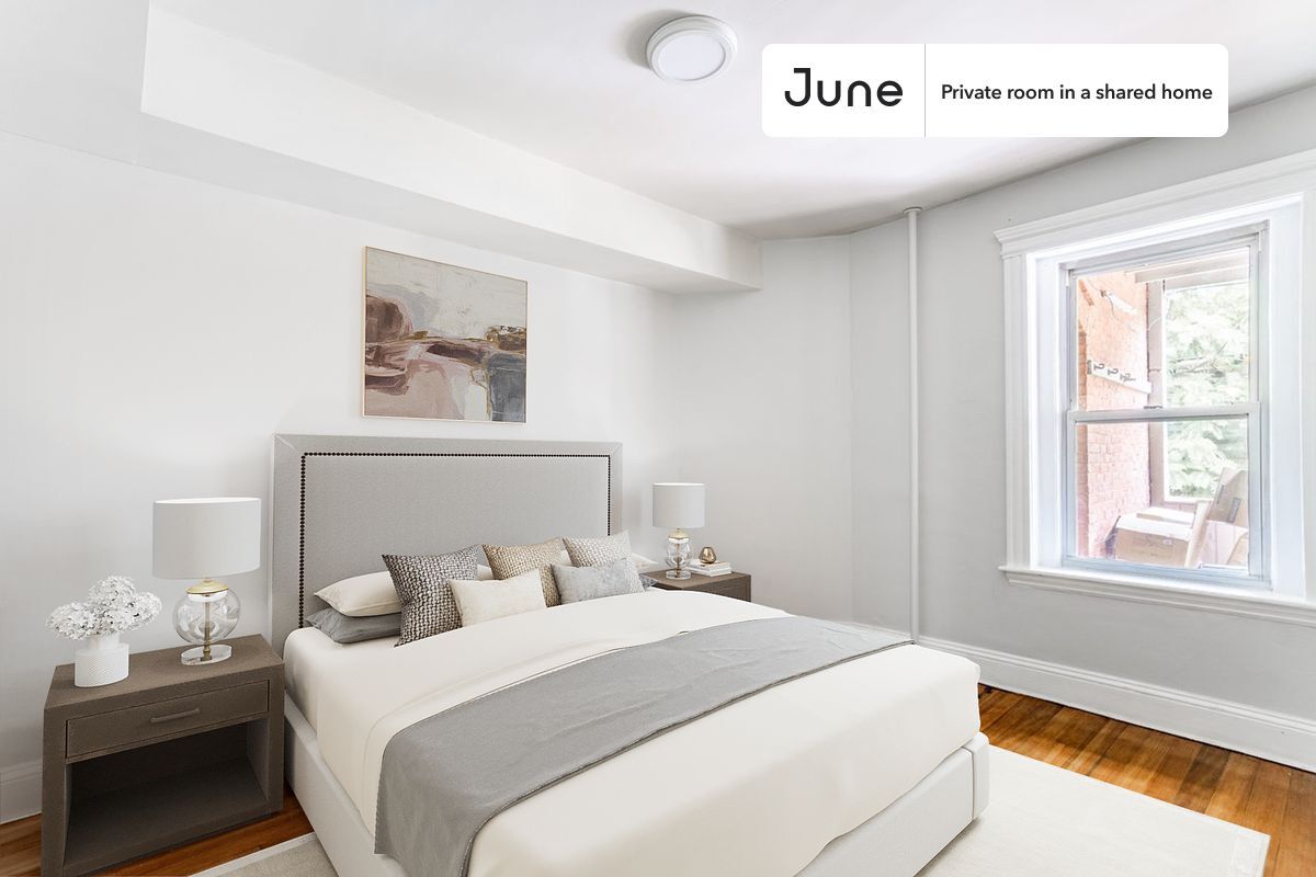 Primary Photo - Private bedroom in 4 bed/2 bath Home