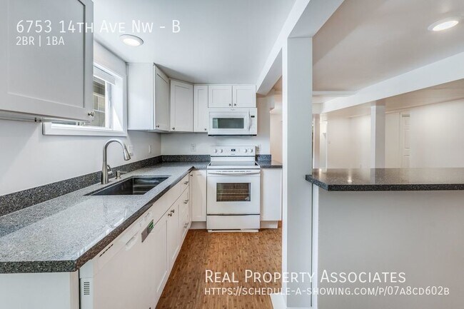 Building Photo - Ballard Two Bedroom
