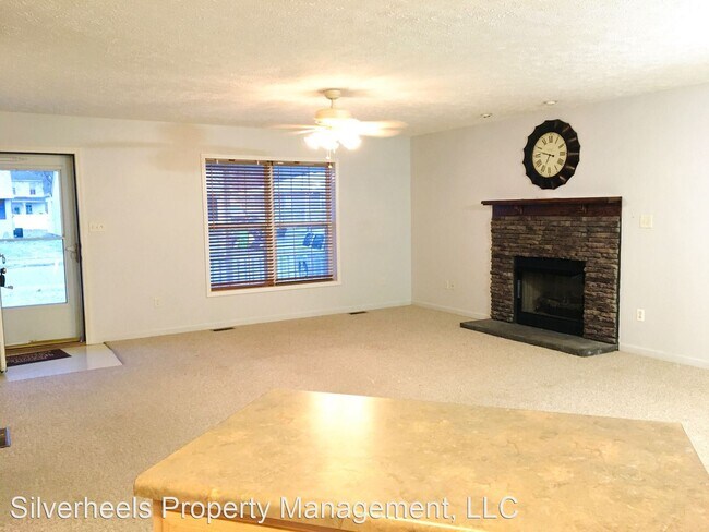 Foto del edificio - 2 br, 2 bath House - 810A Florence Street