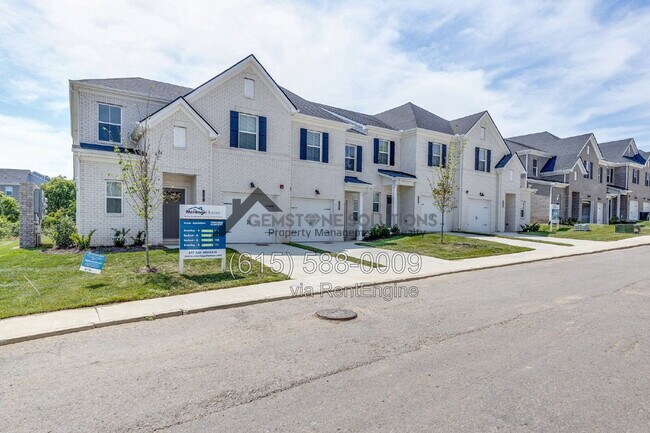 Foto del edificio - 204 Douglas Bend Rd