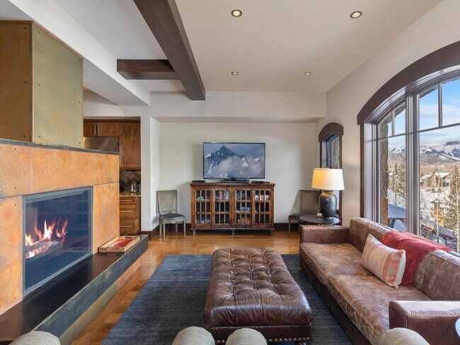 Building Photo - 7 Elkstone Pl