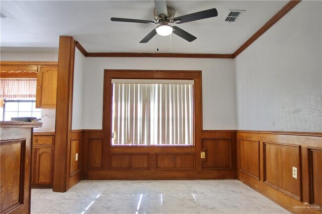 Foto del edificio - 927 E Salazar St