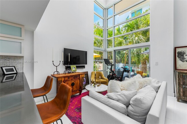 Building Photo - 7744 Collins Ave