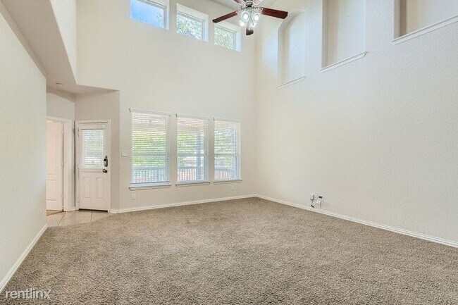Building Photo - 4 br, 3 bath House - 13910 Palatine Hill