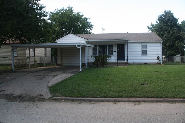 Building Photo - 7137 E Jasper St