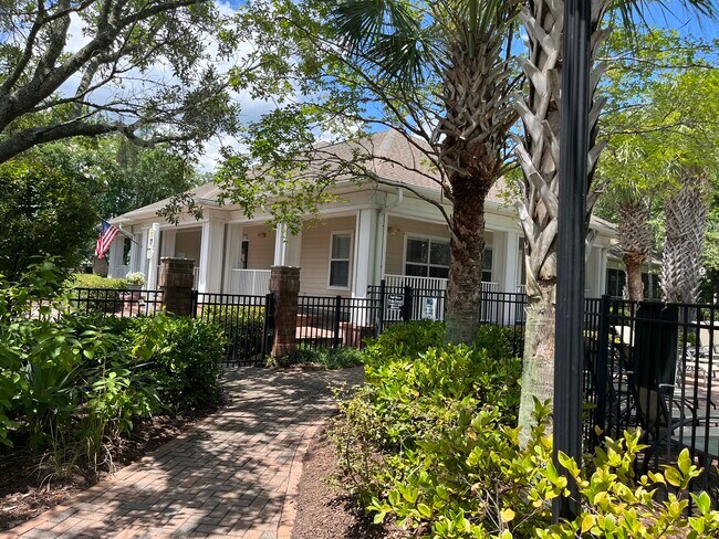 Clubhouse - 1755 Central Park Rd
