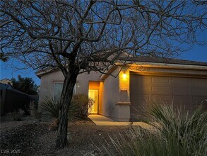 Building Photo - 2668 Dirleton Pl