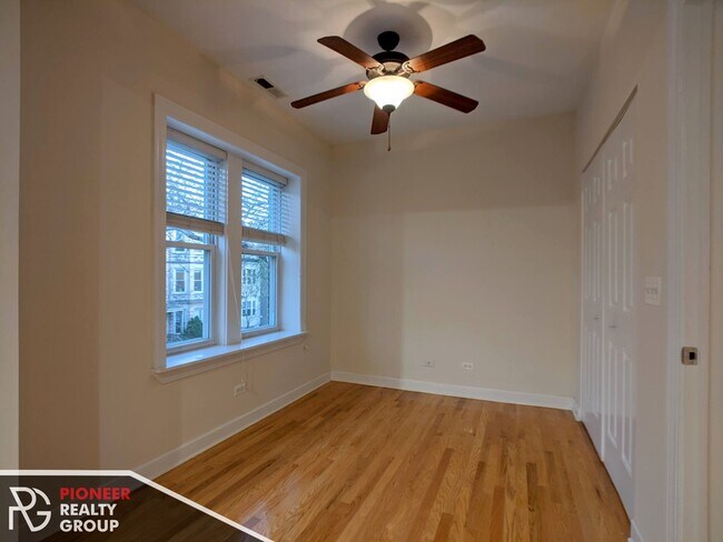 Foto del edificio - 3240 N Clifton Ave