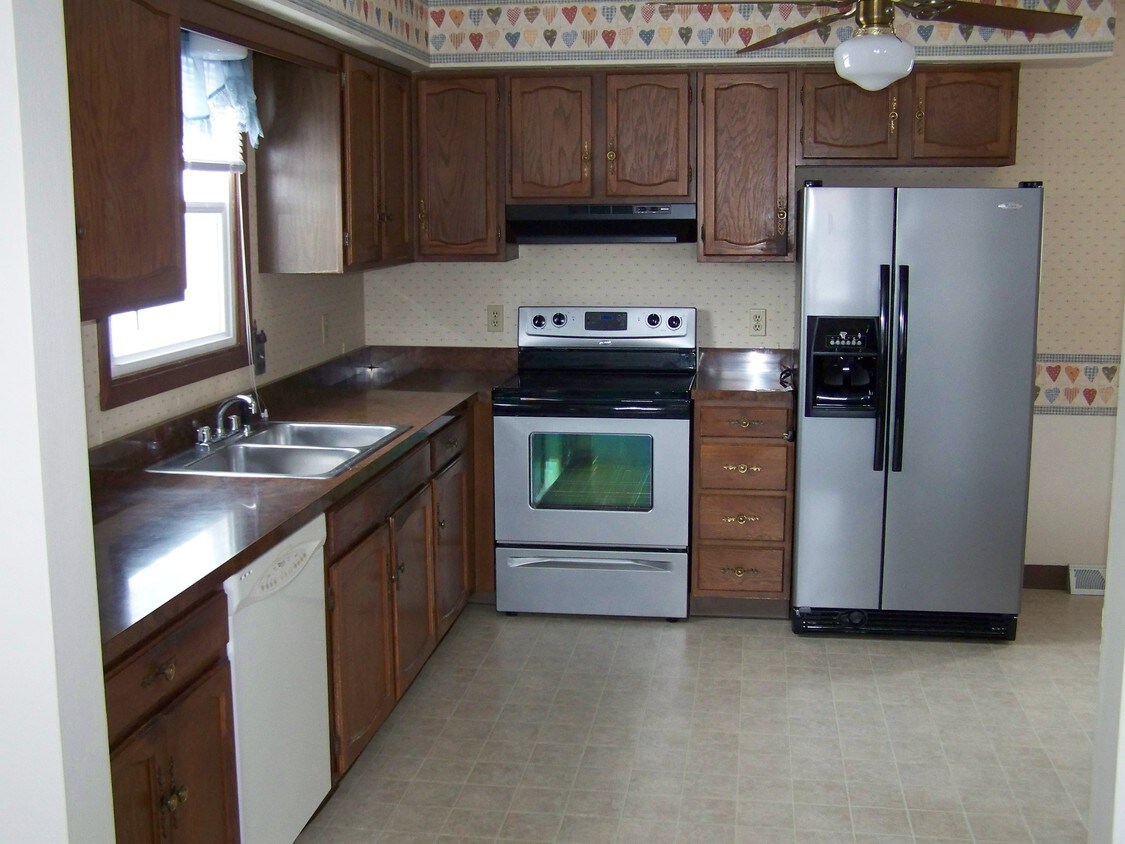 4117 Briggs Ave, Erie, PA 16504 House Rental in Erie, PA