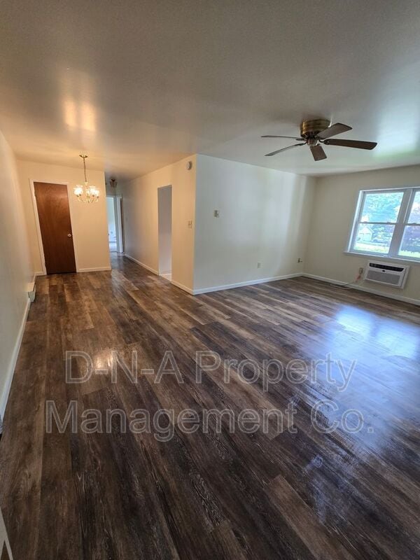 Building Photo - 737 Clermont Ave