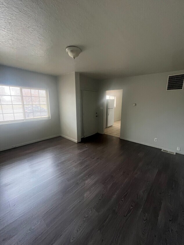 Primary Photo - Apartment Near Downtown Salt Lake!