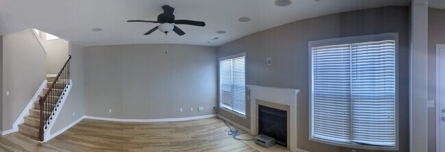 Foto del edificio - 1011 Blue Bonnet Ct