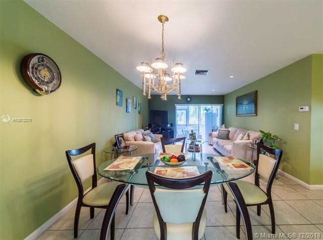 Foto del edificio - 2557 Emory Dr W