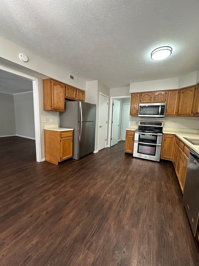 Photo - 3611-3613 E Thornhill-ROLLEY Apartment