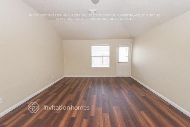 Foto del edificio - 8583 Chaletford Dr