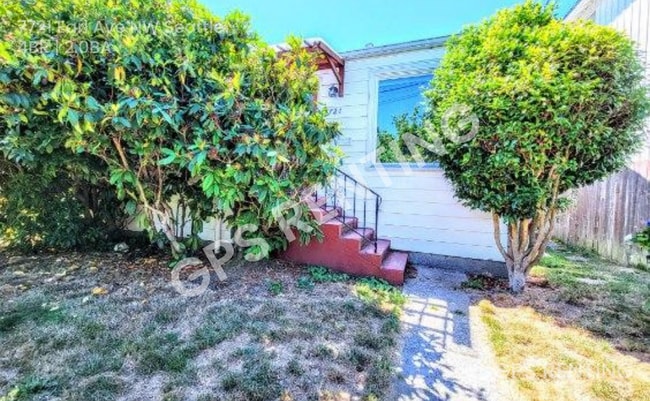 Photo - 7721 Earl Ave NW House
