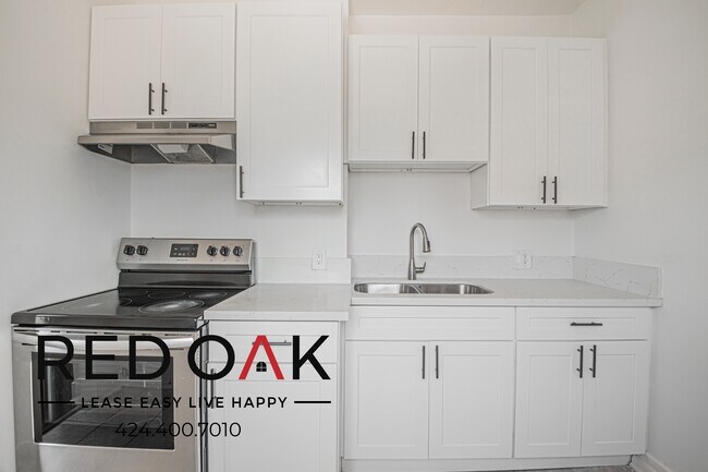 Building Photo - 2743 San Marino St