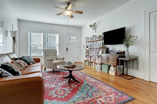 Building Photo - 1928 Harold St