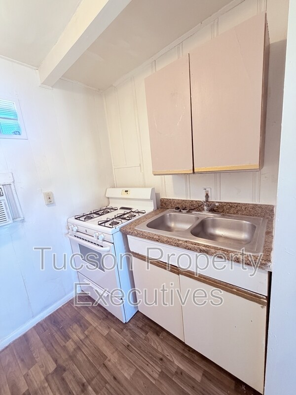 Foto del edificio - 3274 E Benson Hwy