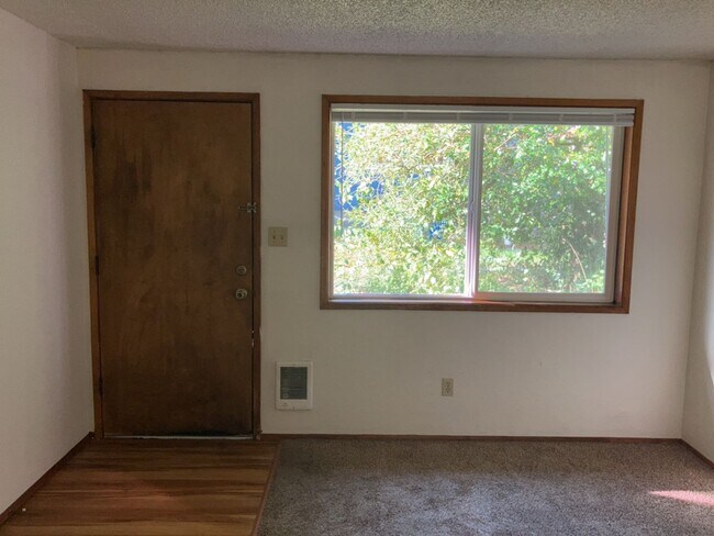 Foto del edificio - 924 Billy Frank Jr. St