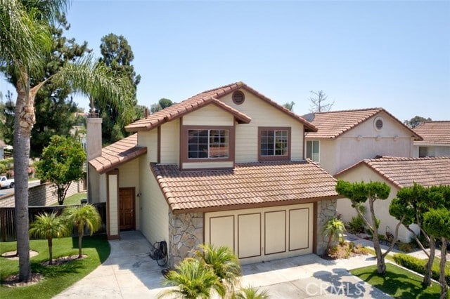 Building Photo - 25146 Sanoria St