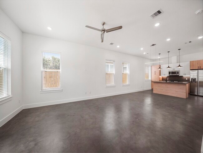 Foto del edificio - 7033 Avenue N