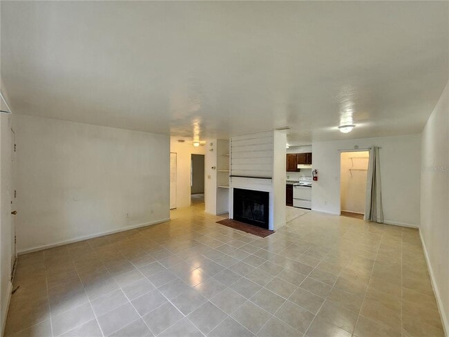Building Photo - 6136 NW 26th St