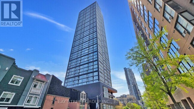 Building Photo - 319 Jarvis St
