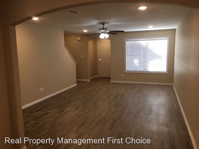 Foto del edificio - 3 br, 2.5 bath House - 6606 Leightyn Lane ...