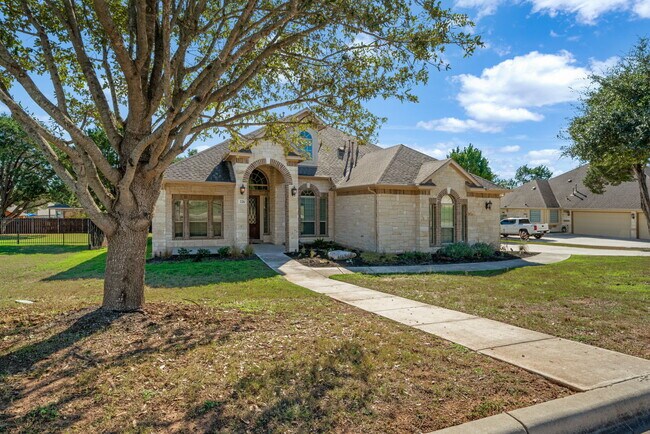 Building Photo - 226 Hamburg Ave