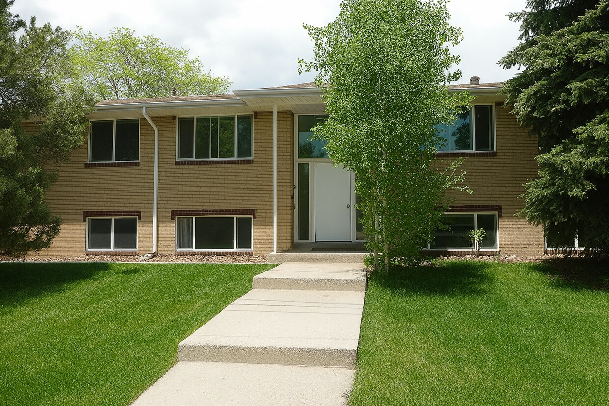 Garden-Level 1 Bed in Downtown Golden – $1... - Garden-Level 1 Bed in Downtown Golden – $1...