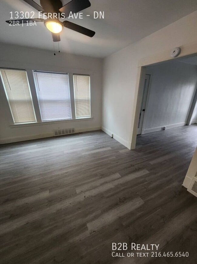 Foto del edificio - 13302 Ferris Ave