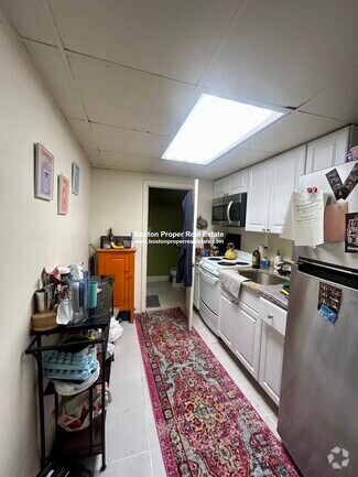 Building Photo - 177 Marlborough St