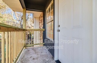 Building Photo - 107 Meudon St